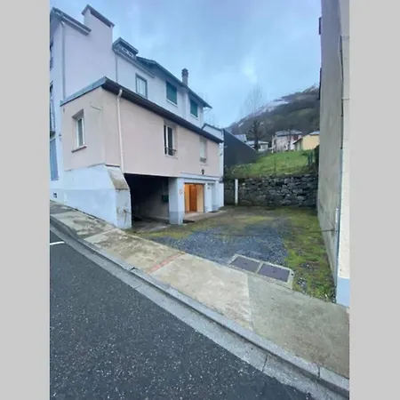 Renove 4pers Confort & Garage アパート